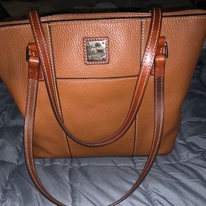 Dooney & Bourke Bag